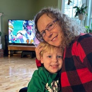 Meet your Posher, Debbie